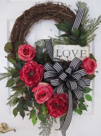 Beautiful Valentines Day Wreath Decor Ideas 49