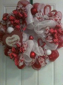 Beautiful Valentines Day Wreath Decor Ideas 50