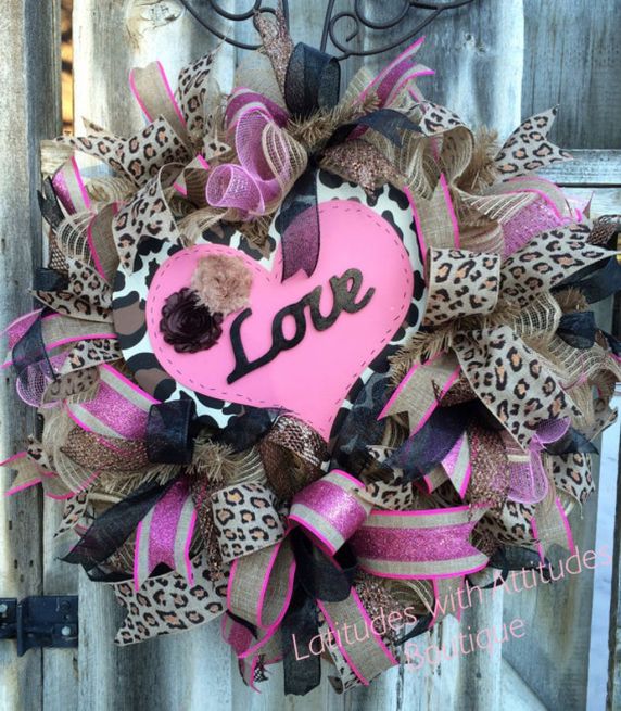 Beautiful Valentines Day Wreath Decor Ideas 51