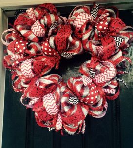 Beautiful Valentines Day Wreath Decor Ideas 56