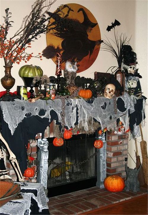 Scary Halloween Mantel Decoration Ideas That Will Amaze You 49