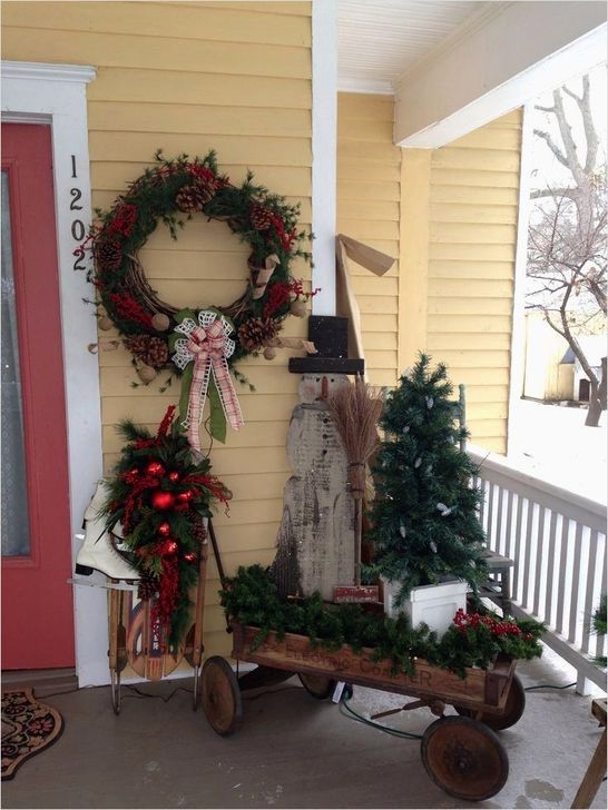 Simple DIY Winter Porch Decoration Ideas On A Budget 42